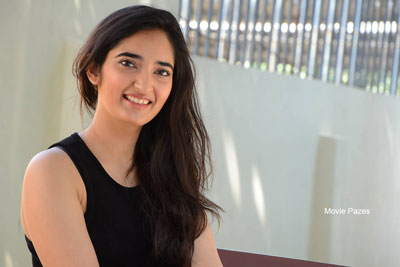 radhika-mehrotra-stills-at-pempak-interview